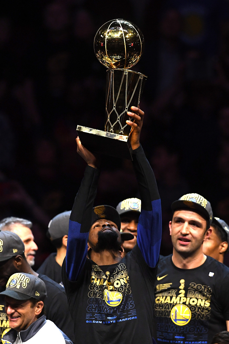 今晚亚冠焦点战；洛杉矶湖人止住颓势；目标明确；临场指挥获称赞