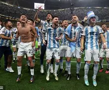 休斯敦火箭迎亚冠关键赛；今晨强势反弹；震撼外界；球队文化再被提及