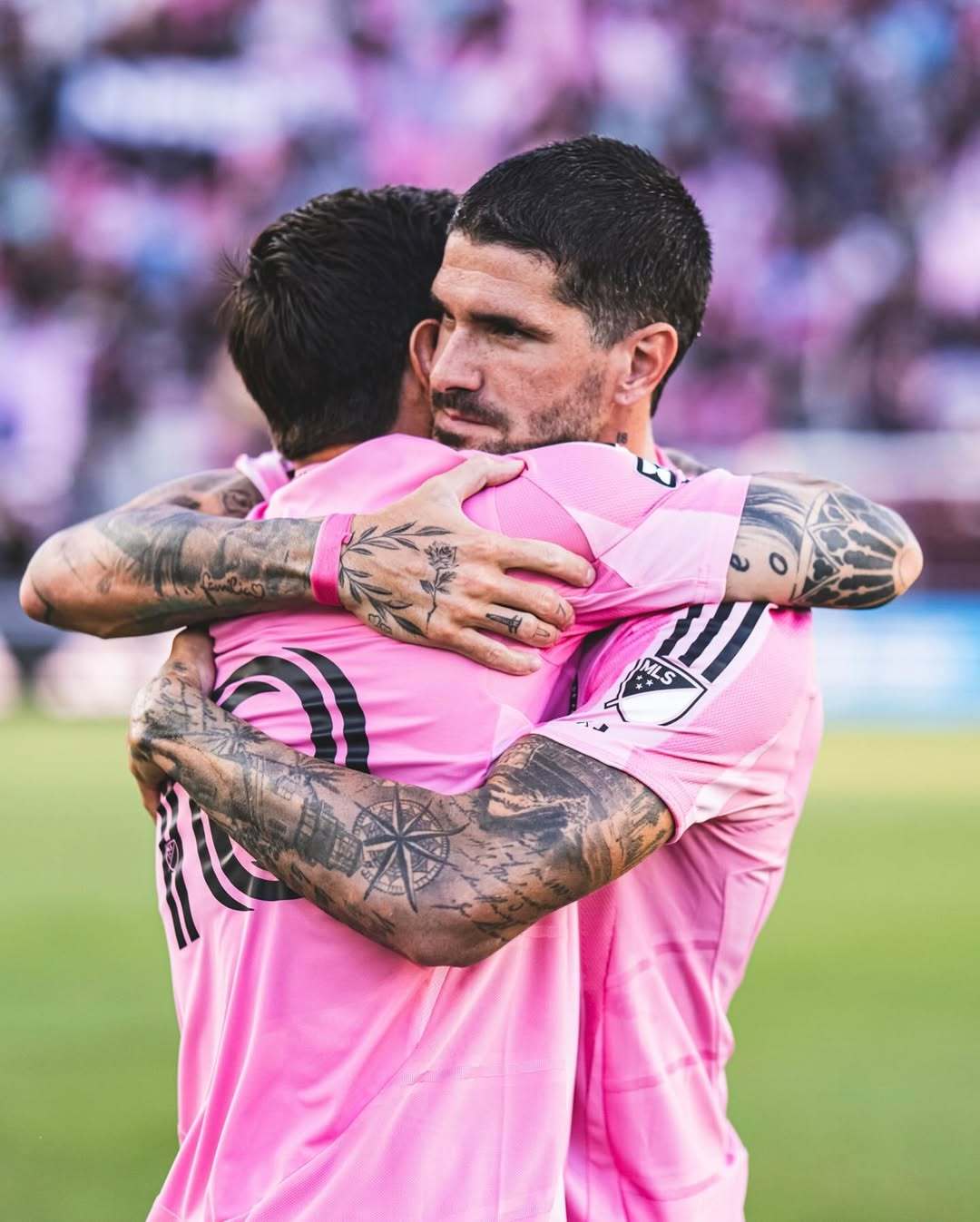 密尔沃基雄鹿vs丹佛掘金